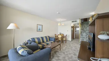 HVD RIVIERA BEACH HOTEL