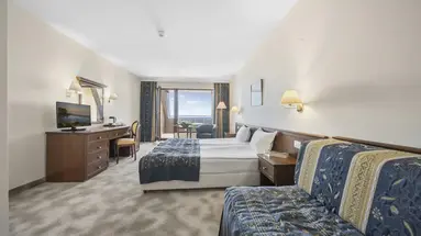 HVD Riviera Beach Hotel