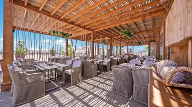 HVD Riviera Beach Hotel