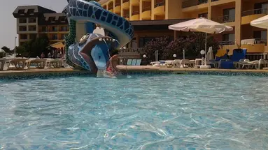 HVD Riviera Beach Hotel