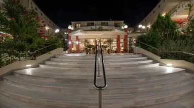 Hydramis Palace Beach Resort