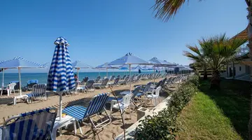 Hydramis Palace Beach Resort