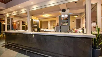 Hydramis Palace Beach Resort
