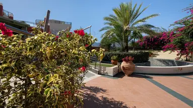Hydramis Palace Beach Resort