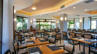 Hydramis Palace Beach Resort