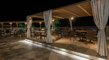 Hydramis Palace Beach Resort