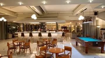 Hydramis Palace Beach Resort