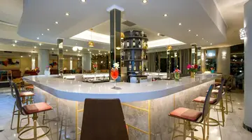 Hydramis Palace Beach Resort