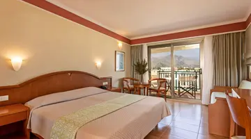 Hydramis Palace Beach Resort
