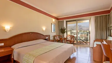 Hydramis Palace Beach Resort