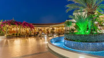 Hydramis Palace Beach Resort