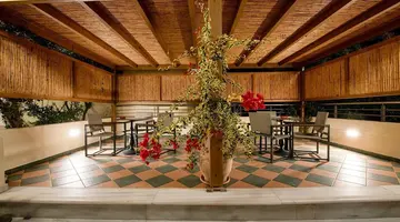 Hydramis Palace Beach Resort