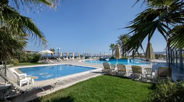 Hydramis Palace Beach Resort