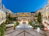 Hydramis Palace