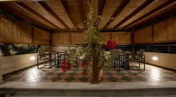 Hydramis Palace