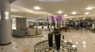 Hydramis Palace