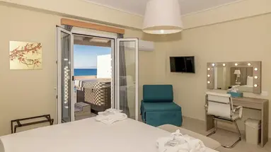 Iakinthos Tsilivi Beach