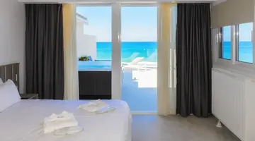 Iakinthos Tsilivi Beach