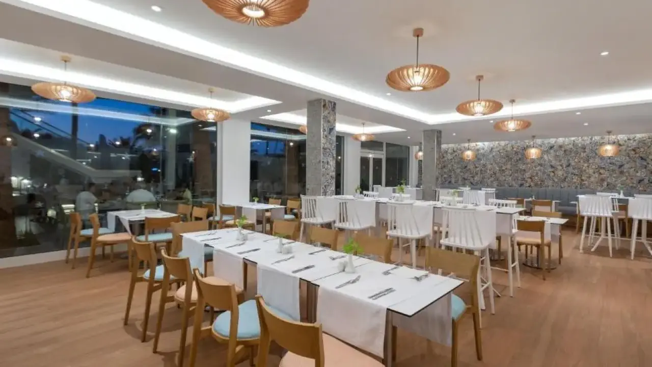 Iberostar Waves Averroes