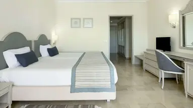 IBEROSTAR WAVES AVERROES