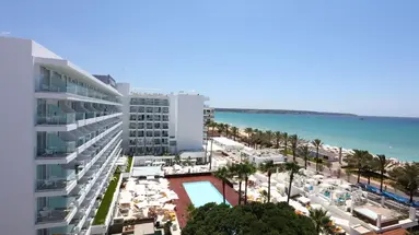 Iberostar Waves Bahia de Palma