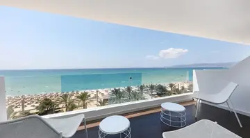 Iberostar Waves Bahia de Palma