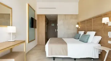 Iberostar Waves Cala Domingos