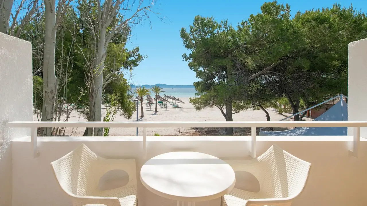 Iberostar Waves Ciudad Blanca