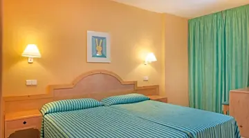 Iberostar Waves Ciudad Blanca