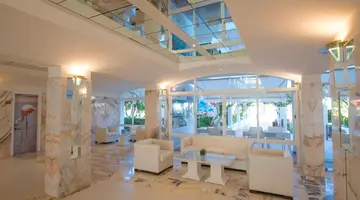 Iberostar Waves Ciudad Blanca