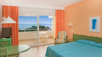 Iberostar Waves Ciudad Blanca