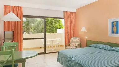 Iberostar Waves Ciudad Blanca
