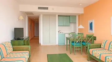 Iberostar Waves Ciudad Blanca