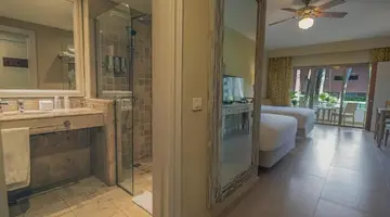 IBEROSTAR WAVES DOMINICANA