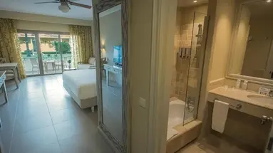 IBEROSTAR WAVES DOMINICANA