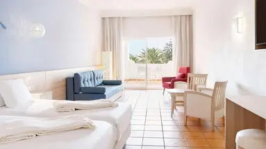 Iberostar Waves Founty Beach