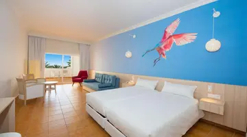Iberostar Waves Founty Beach