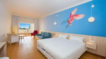 Iberostar Waves Founty Beach