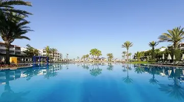 IBEROSTAR WAVES FOUNTY BEACH