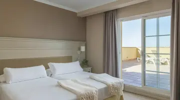 IBEROSTAR WAVES MALAGA PLAYA