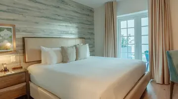 Iberostar Waves Miami Beach