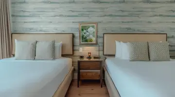 IBEROSTAR WAVES MIAMI BEACH