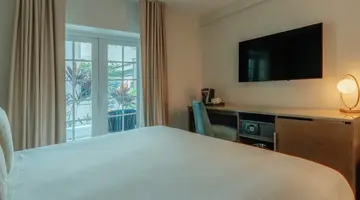 Iberostar Waves Miami Beach