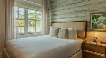 IBEROSTAR WAVES MIAMI BEACH