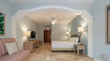 Iberostar WAVES PARAISO BEACH