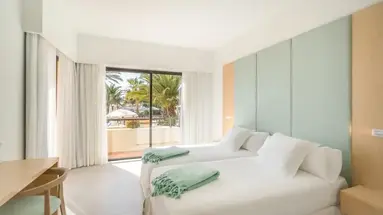 IBEROSTAR WAVES PLAYA GAVIOTAS