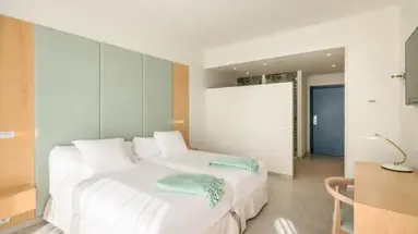 IBEROSTAR WAVES PLAYA GAVIOTAS