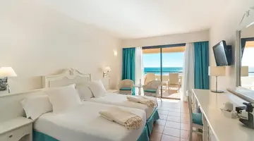 IBEROSTAR WAVES PLAYA GAVIOTAS