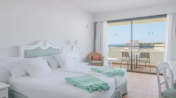 IBEROSTAR WAVES PLAYA GAVIOTAS