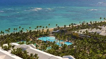 Iberostar WAVES PUNTA CANA